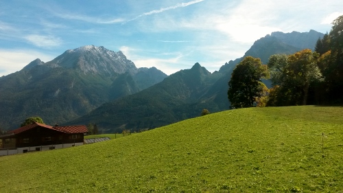 Watzmann Stoanglahnerkopf Hochkalter (500x281)